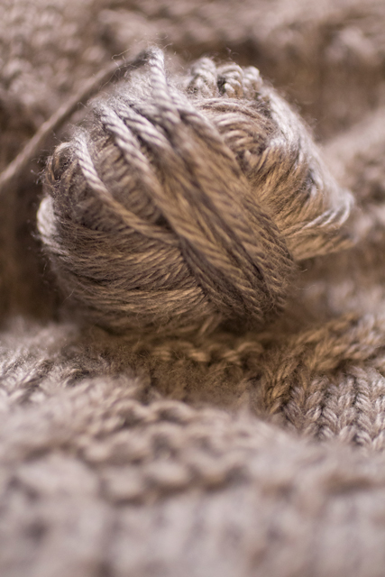 Little gray yarn ball